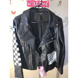 FASHION NOVA LEATHER JACKET